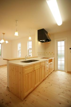 奥様が使いやすい様、造作したオリジナル仕様です。